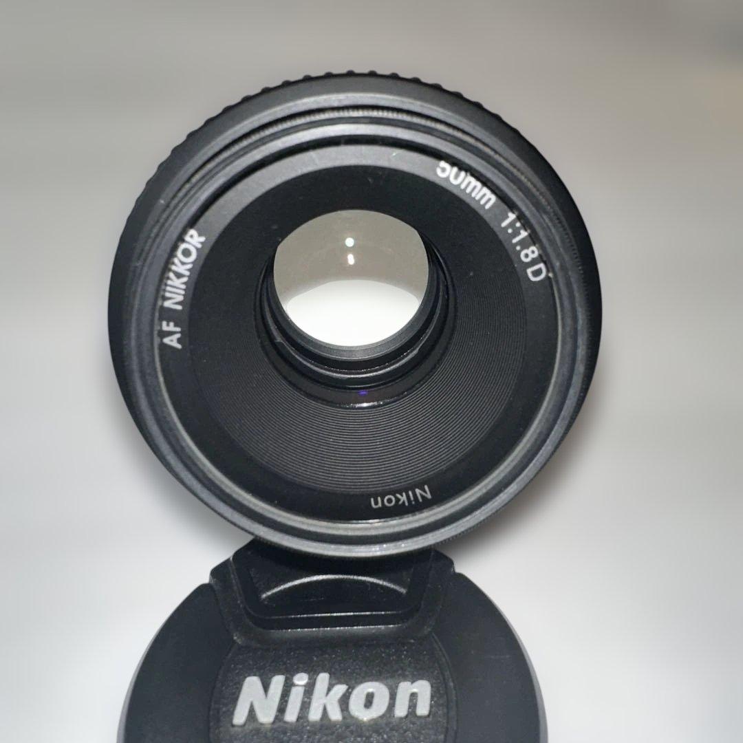 Nikon AF Nikkor 50mm f/1.8D 単焦点レンズ