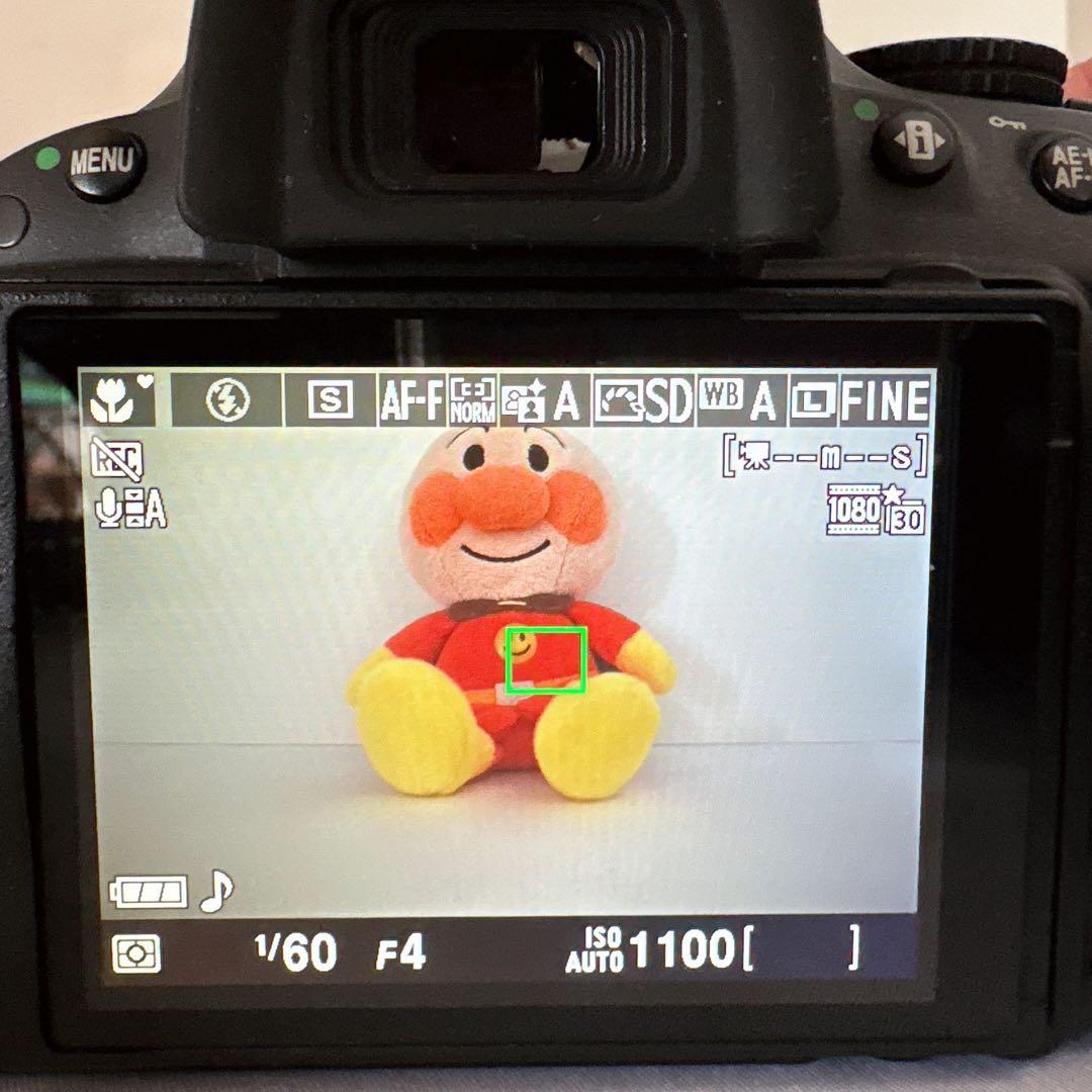 ショット数極少⭐️Nikon D5100⭐️スマホ転送　自撮り 動画 一眼レフ