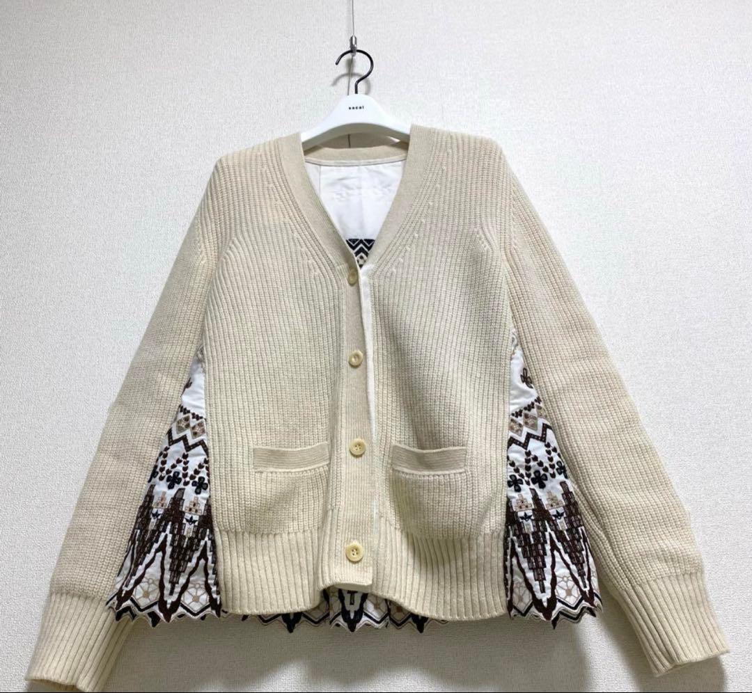 sacai ノルディック柄アイボリーカーディガン 桐谷美玲着