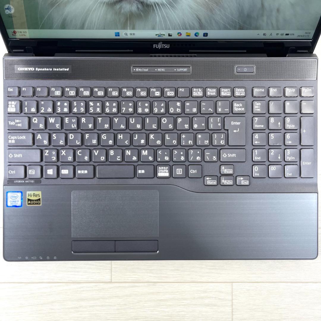 富士通 第8世代i7 新品SSD512＋HDD1T メモリ16 ノートパソコン.