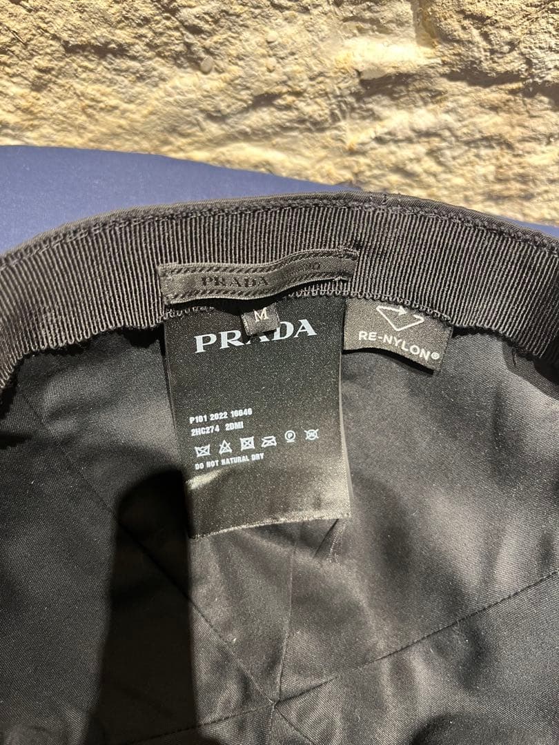 極美品PRADA ナイロンベースボールキャップ　ブラック　M