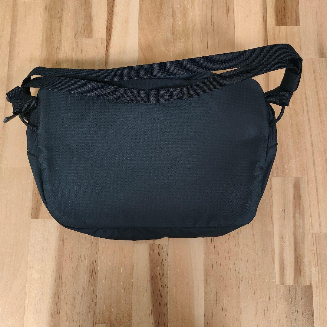 アークテリクス ヒリアド 6L クロスボディバッグ ブラック