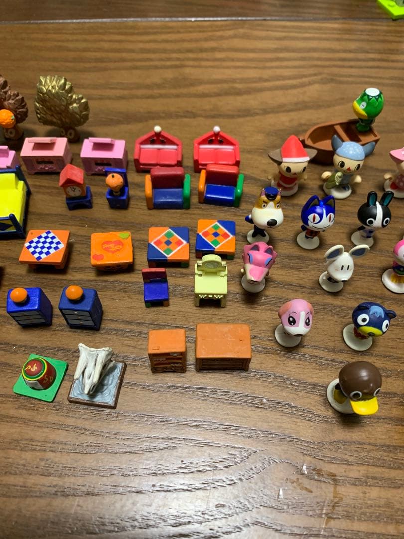どうぶつの森+森をつくろう！フィギュア　まとめ売り　おまけ付き