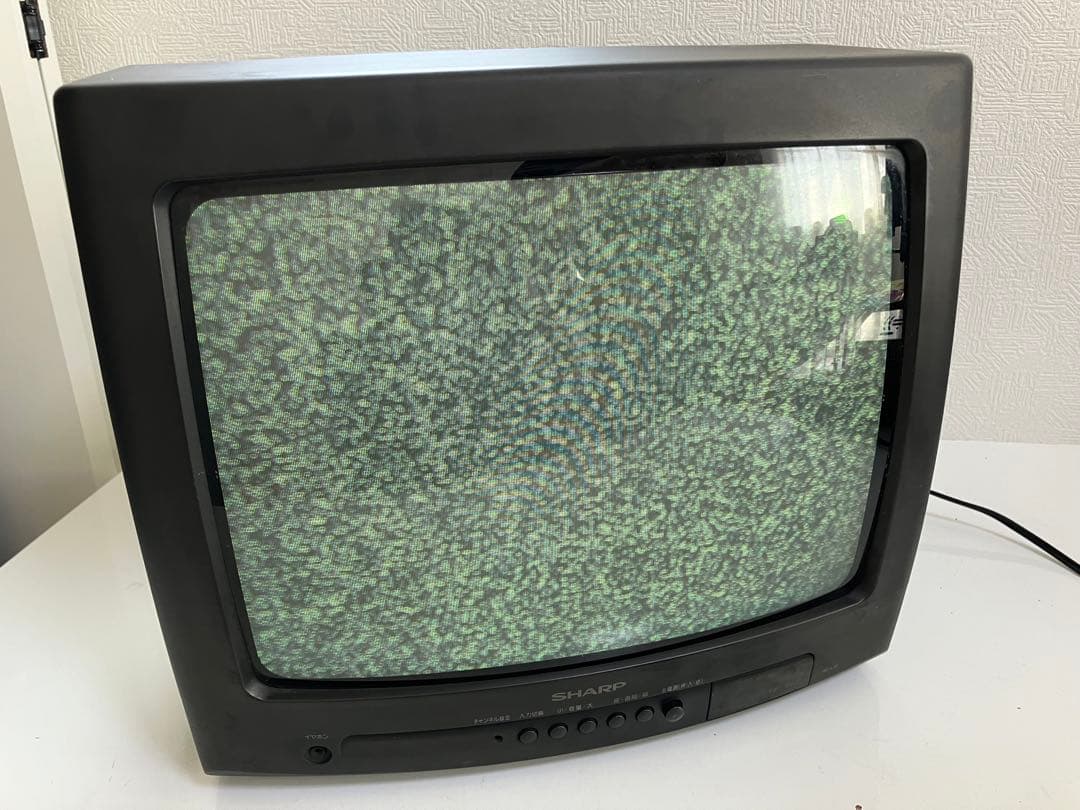 送料込み　ブラウン管 カラーテレビ　SHARP シャープ14C-L10 レトロ
