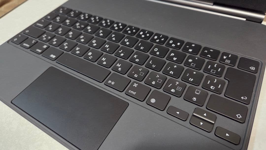 美品 IPad magicKeyboard 12.9(MJQK3J/A)