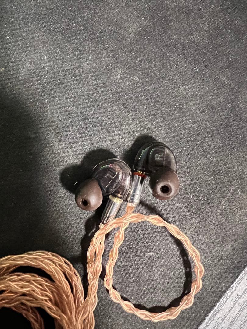 ヘッドホン WESTONE UM PRO 30