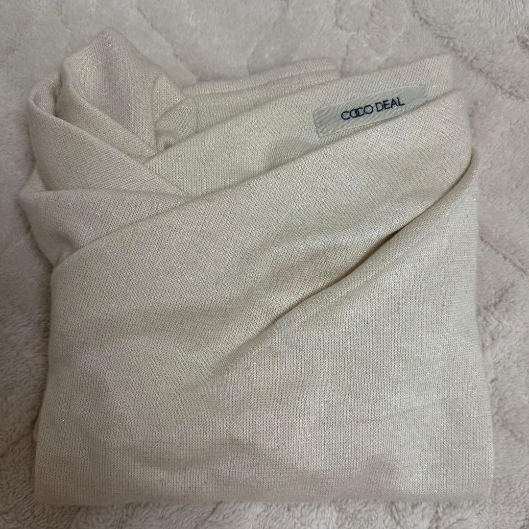 COCO DEAL ラメ アシメネックオフショルダーカットソー　ベージュ