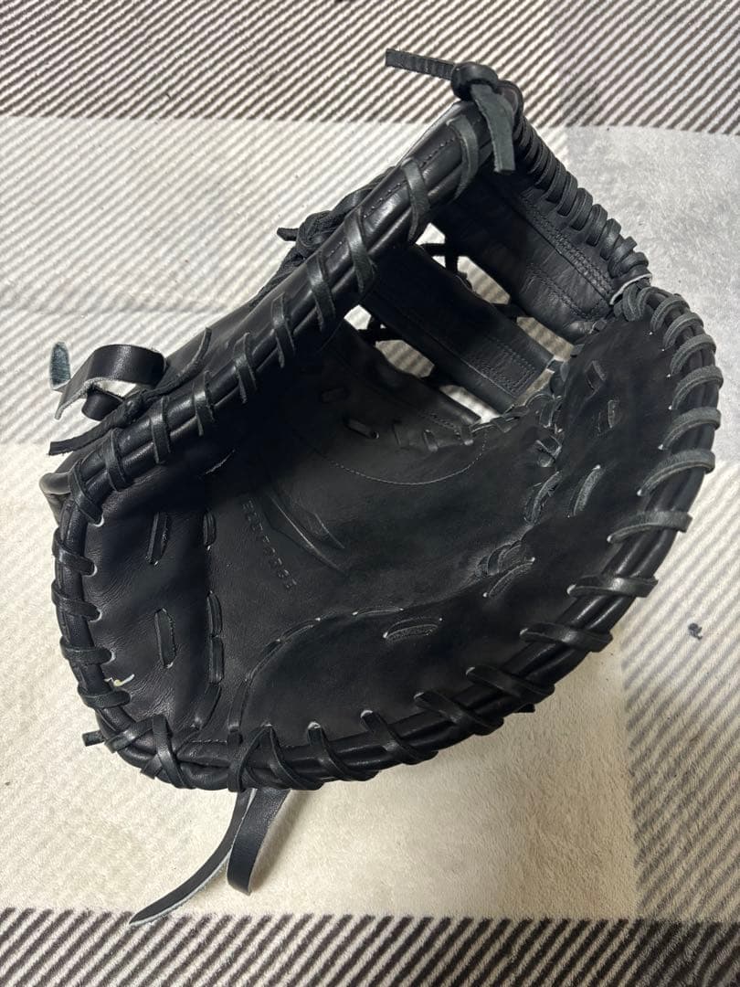 FIELDFORCE 硬式ファーストミット ブラック（定価40,000円以上）