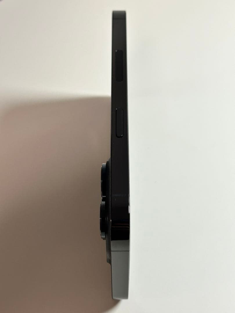 【ほぼ新品】iPhone 14 Pro 128GB・ブラック（SIMフリー）