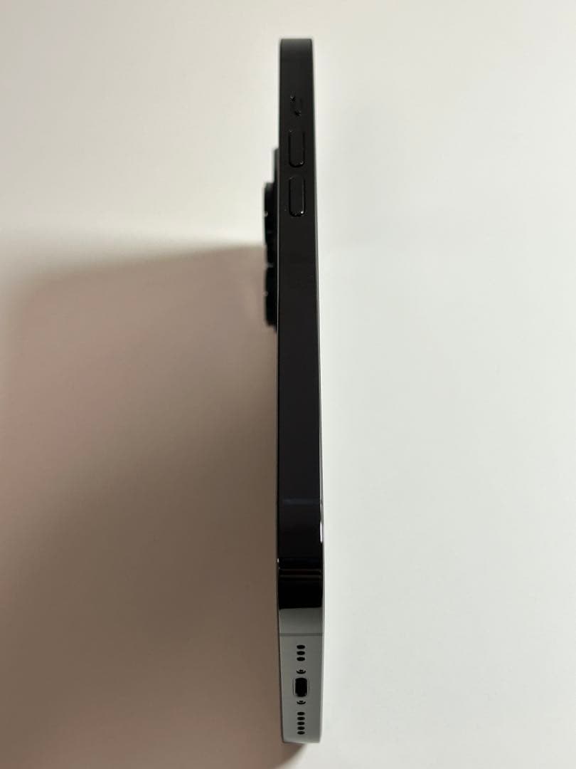 【ほぼ新品】iPhone 14 Pro 128GB・ブラック（SIMフリー）