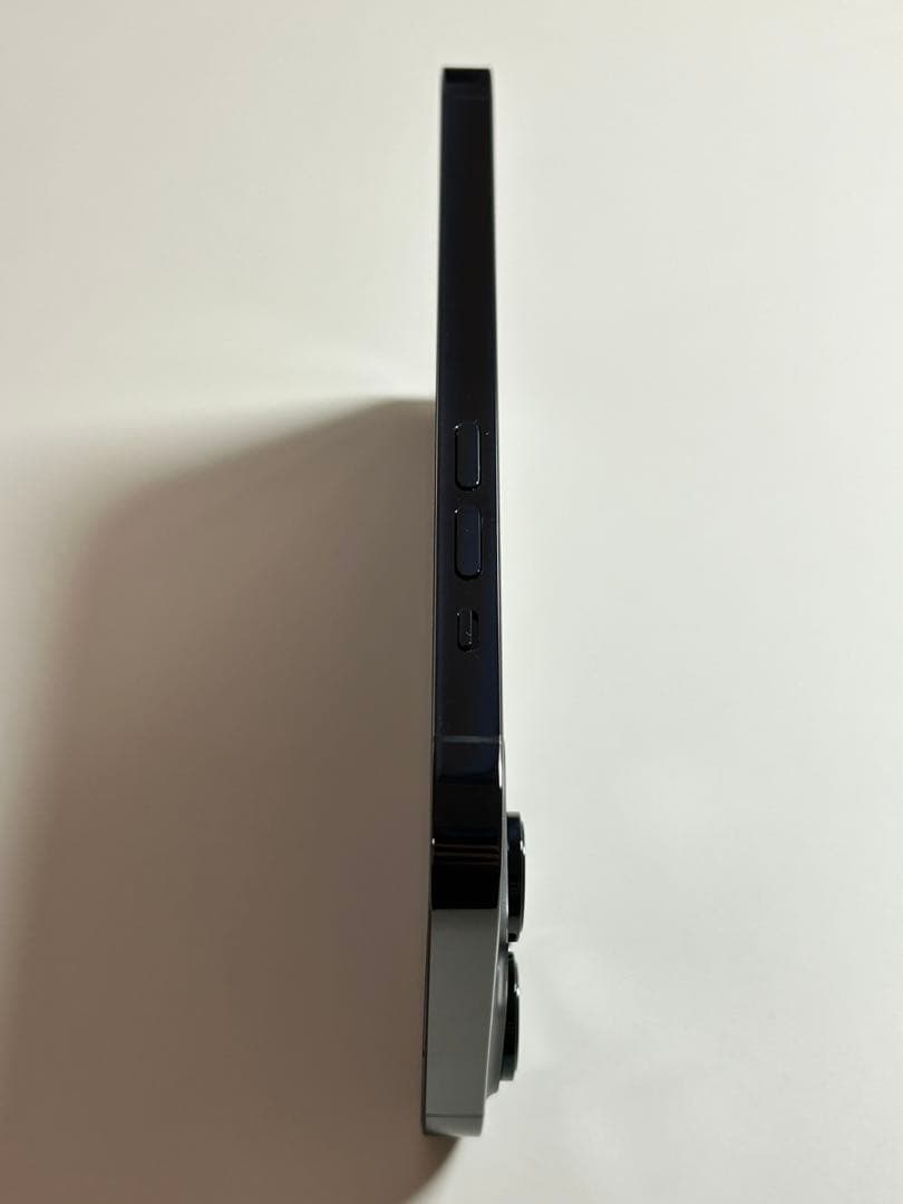 【ほぼ新品】iPhone 14 Pro 128GB・ブラック（SIMフリー）