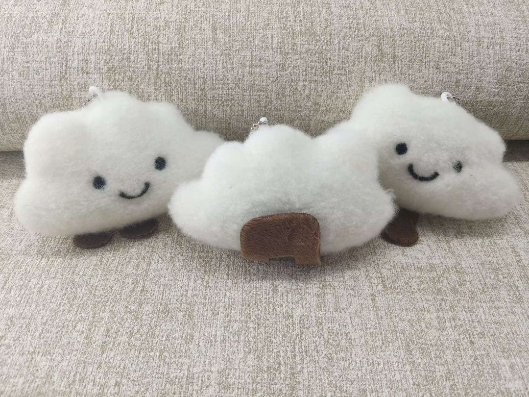 user_16a10572さん専用 雲型ぬいぐるみ チェーン付きo