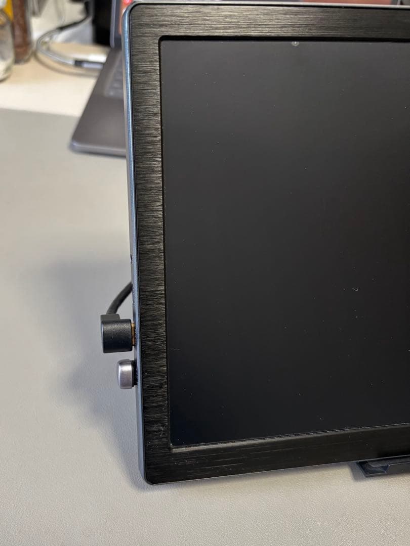 13.3インチ モバイルモニター オマケ色々