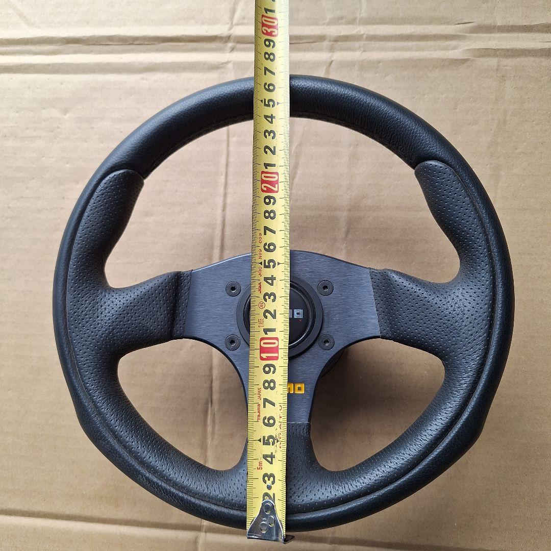 momo ステアリングホイール 28cm 6穴