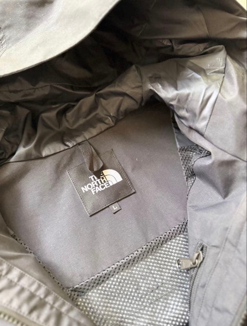 【最新モデル】THE NORTH FACE マウンテンライトジャケット