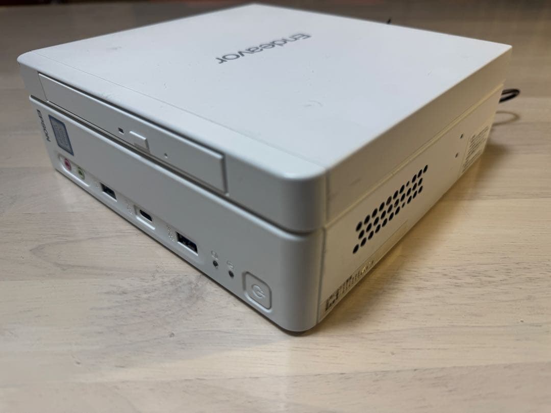 EPSON Endeavor ST190E 小型PC i3 8100搭載