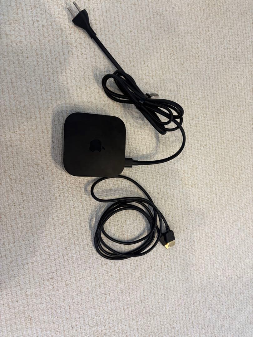 Apple TV 4K 3G 64GB HDMI 含む