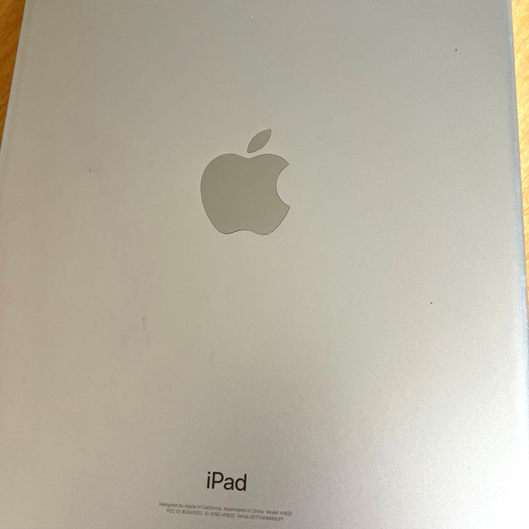 iPad 第5世代128GB Wi-Fiモデル A1822 スペースグレイ