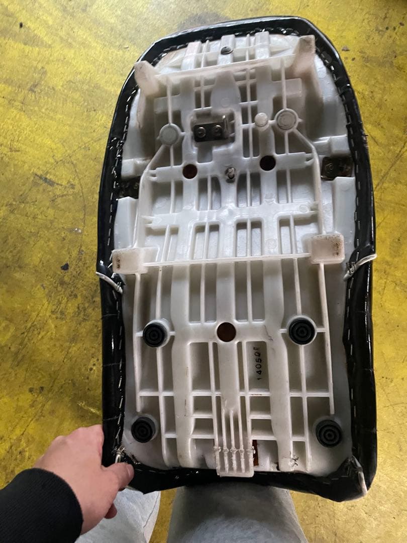 オオカワ！！xjr400r 三段シート　3段シート　xjr xjr400