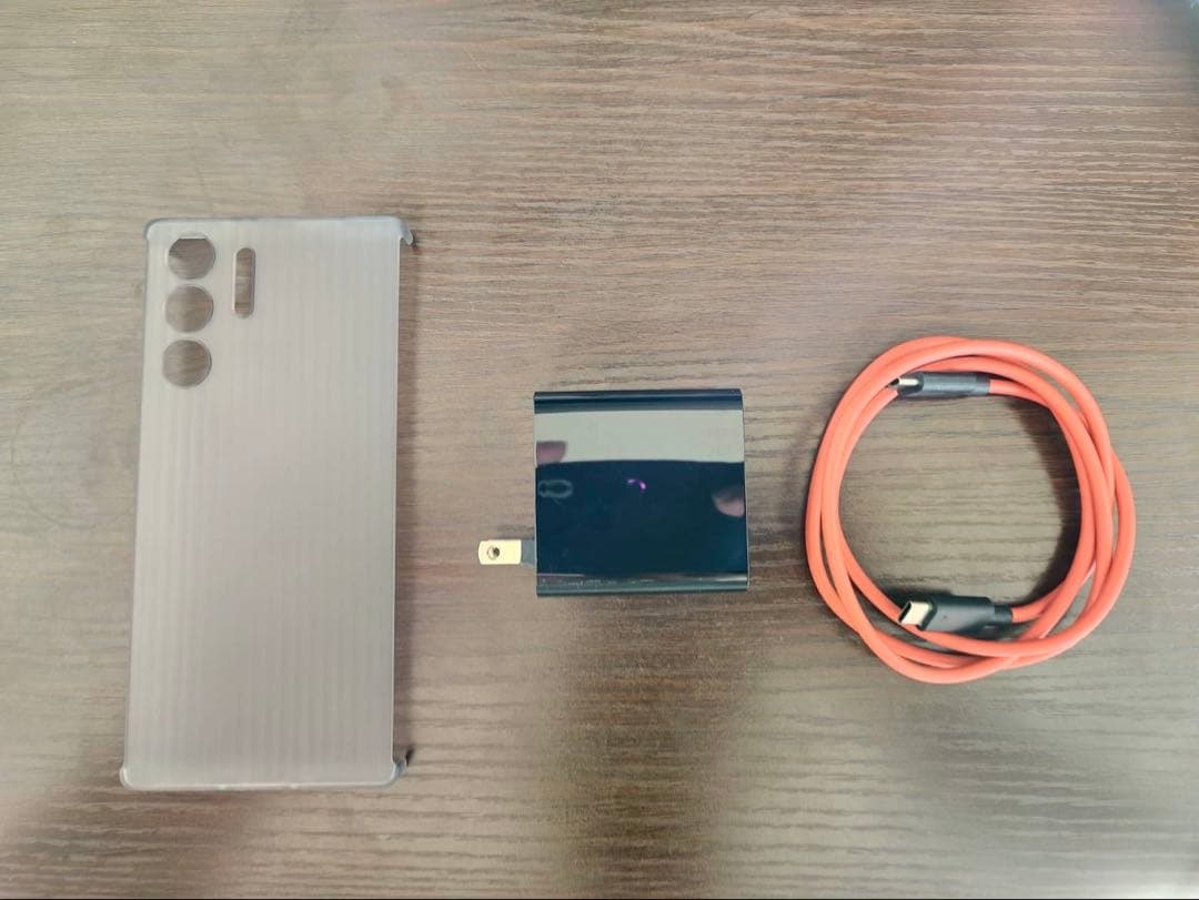 REDMagic 10Pro ゲーミングスマートフォン ホワイト、充電器