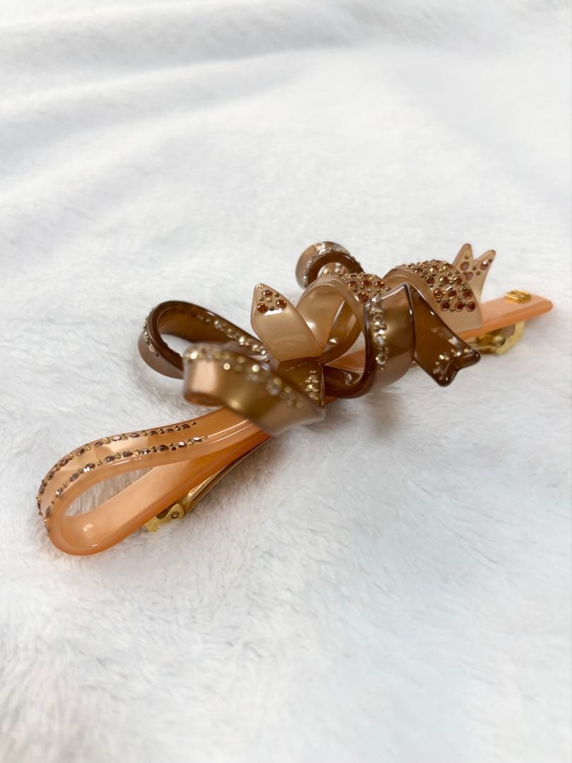 ALEXANDRE DE PARISストーン付きベージュリボンクリップ