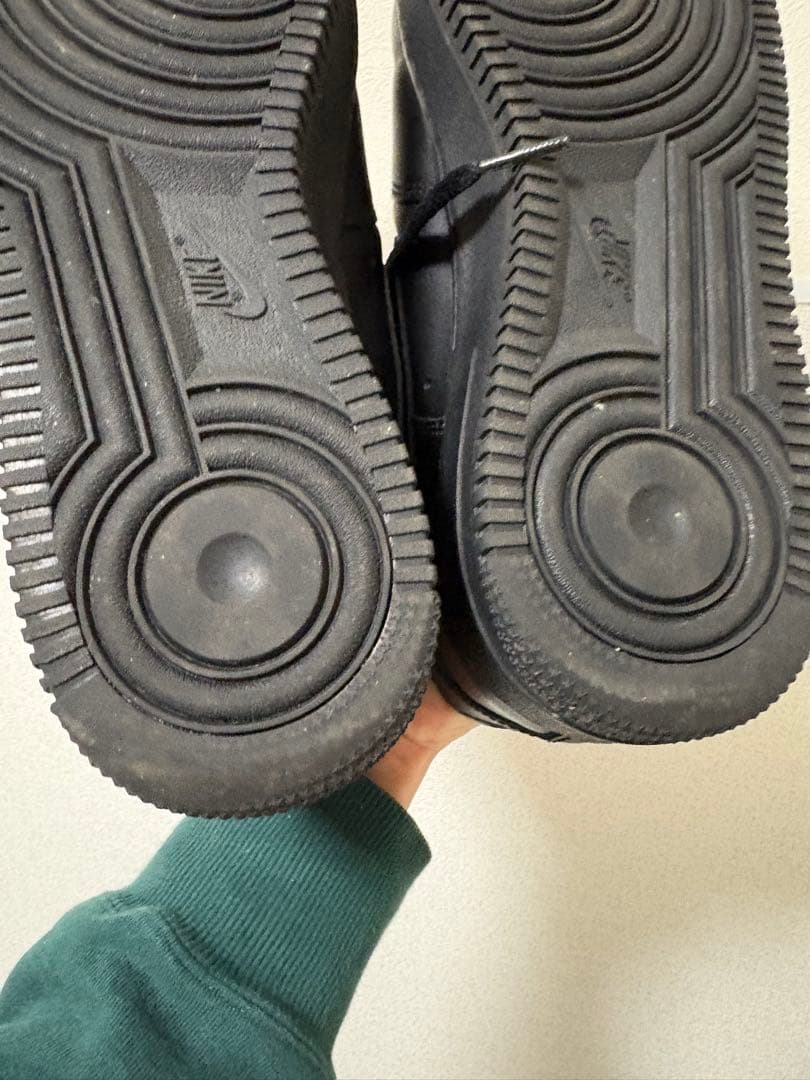 Nike Air Force 1 ブラックレザー スニーカー