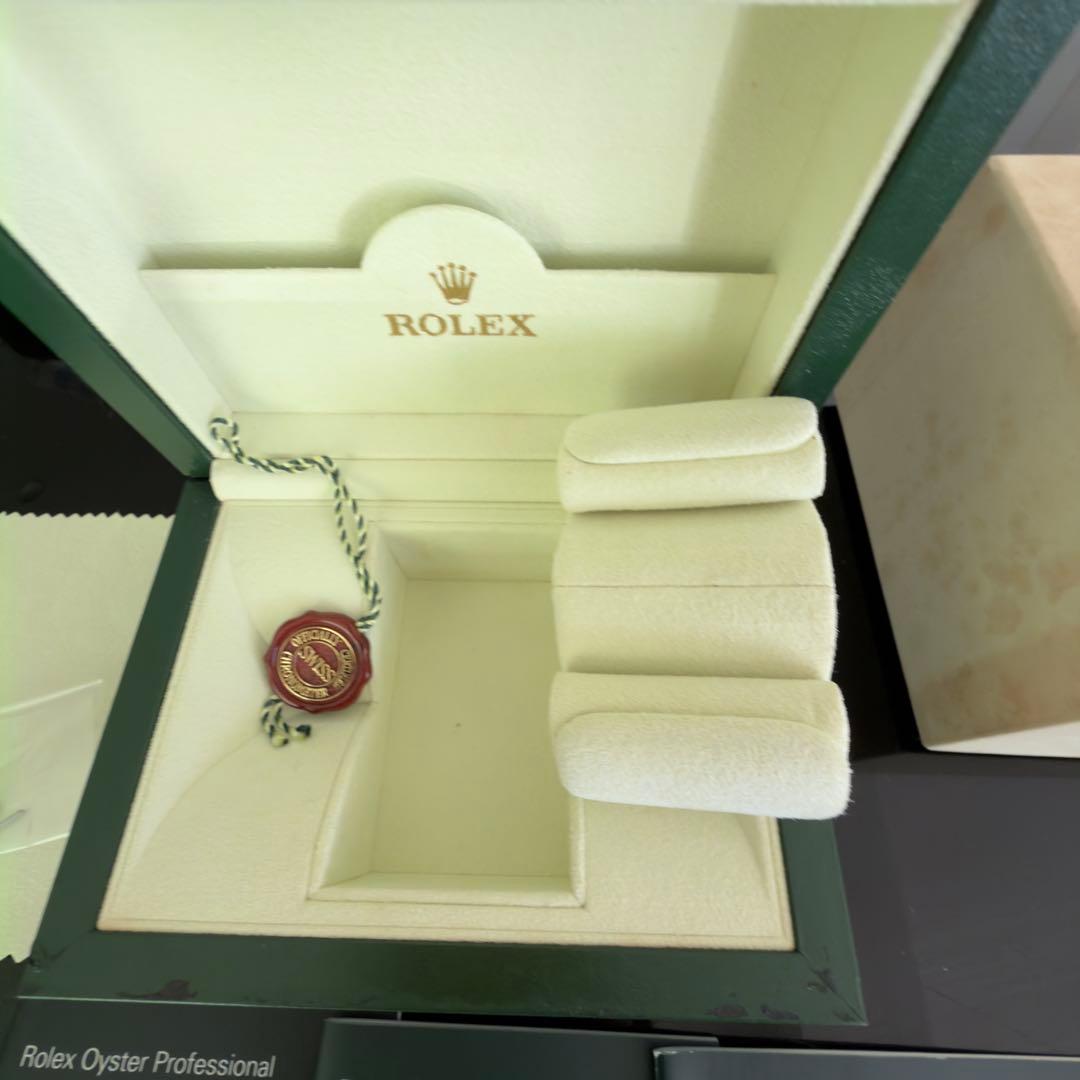 ⭐️正規品07年ROLEX Submariner16610 箱 付属品セット中古♪