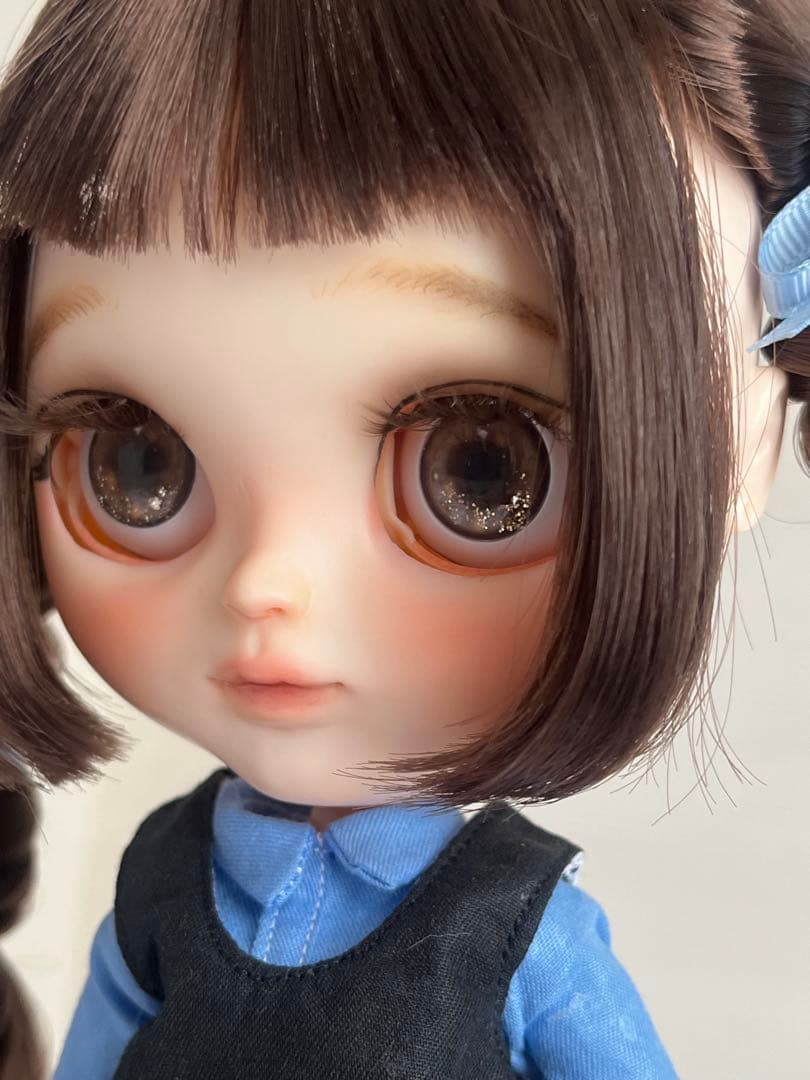 カスタムアイシードール　アウトフィット付き　オン眉ロングヘア