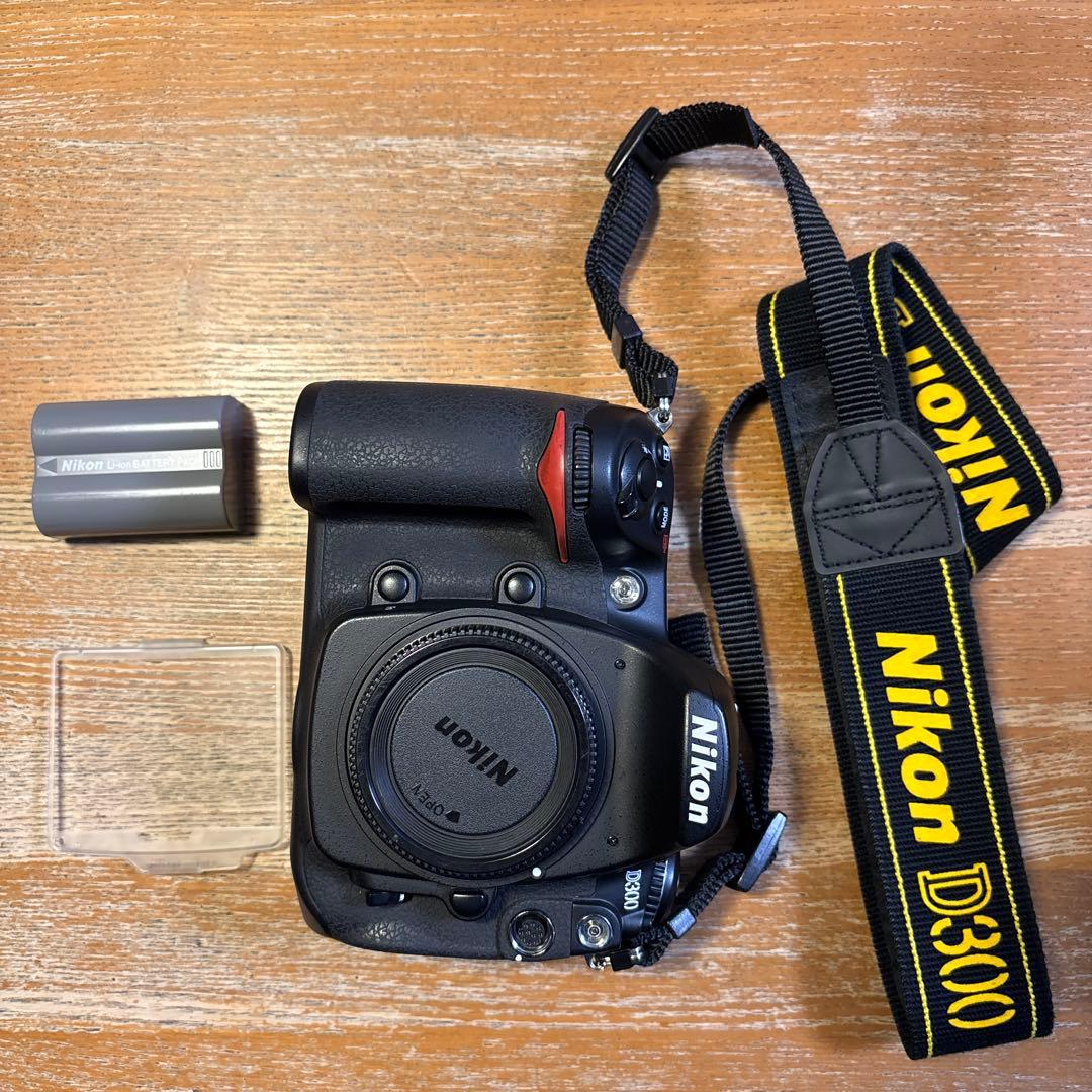 中古品　Nikon D300 デジタル一眼レフカメラ