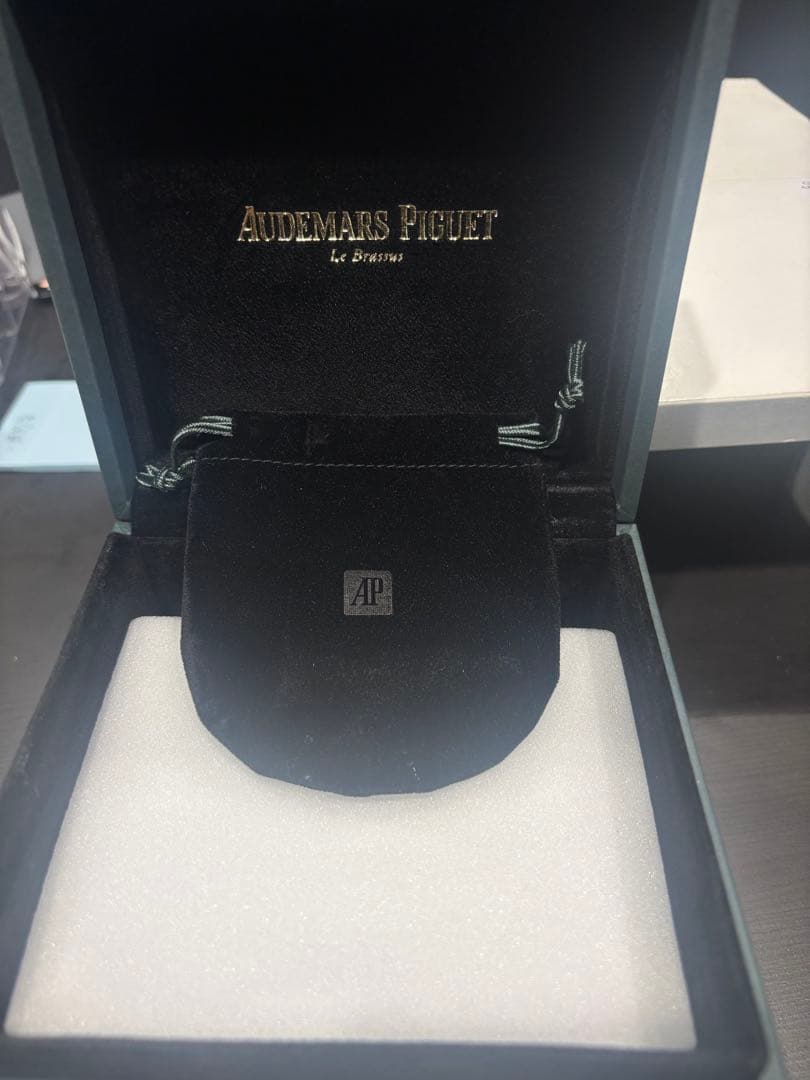 オーデマピゲ Code11.59 置き時計　Audermars Piguet