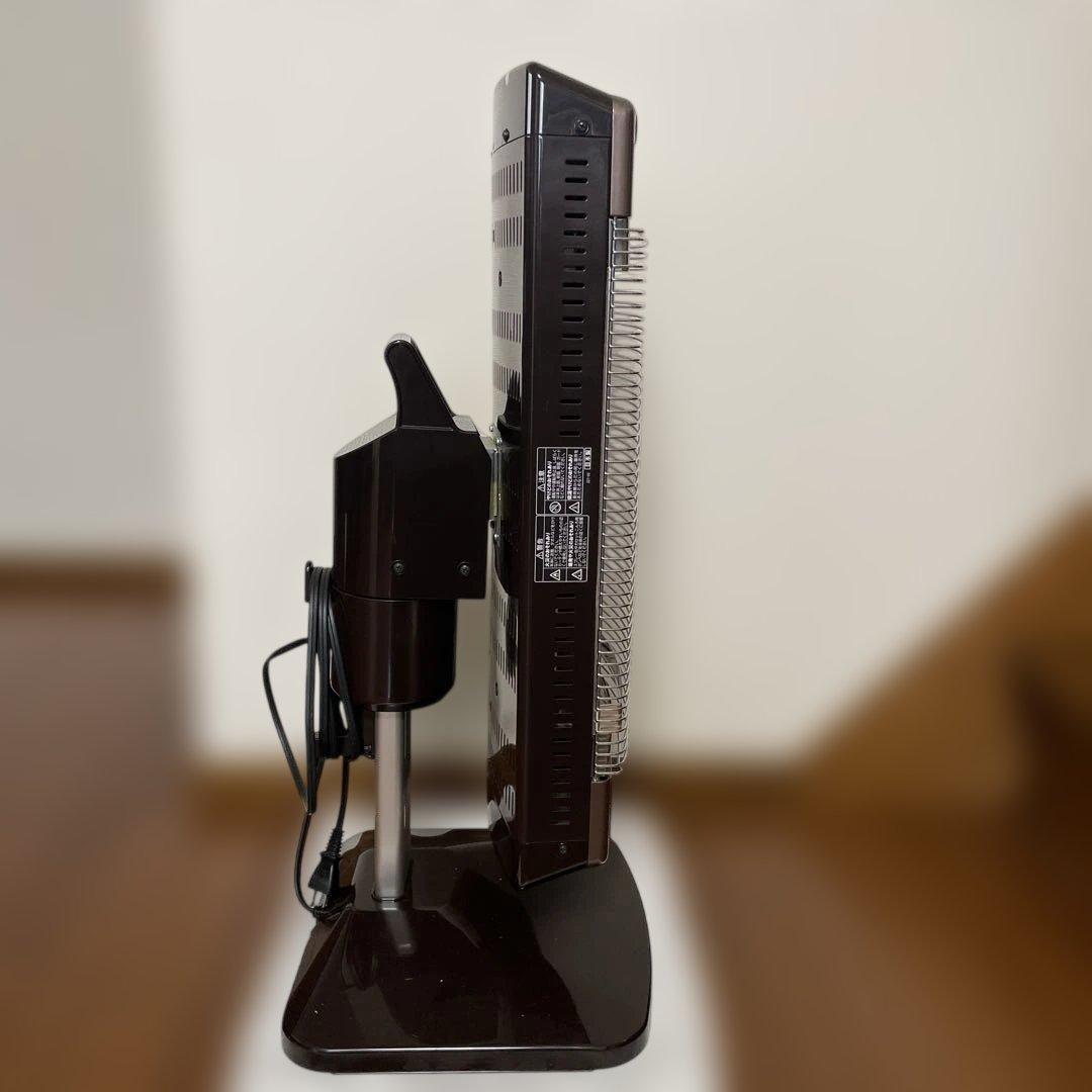 コロナ遠赤外線電気ストーブ