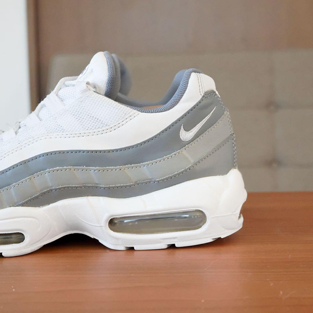 AIR MAX 95 ESSENTIAL 27.0 グレー