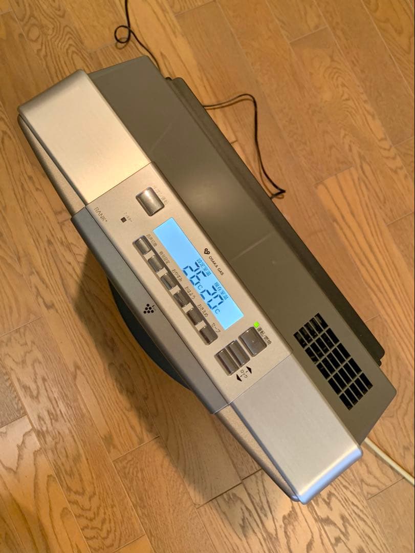 超美品 ガスファンヒーター 11畳〜15畳 除菌イオンによる空気浄化機能付き