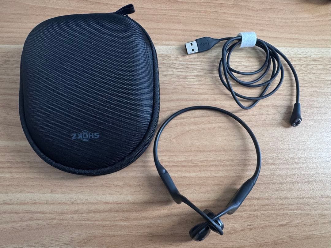 Shokz 骨伝導イヤホン ブラック　open run pro