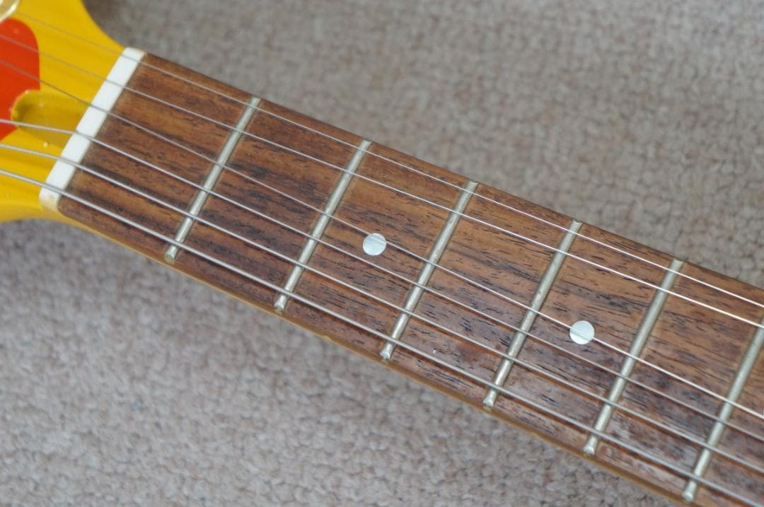 hide イエローハート Jr YH-JR Burny アンプ内蔵 ミニギター