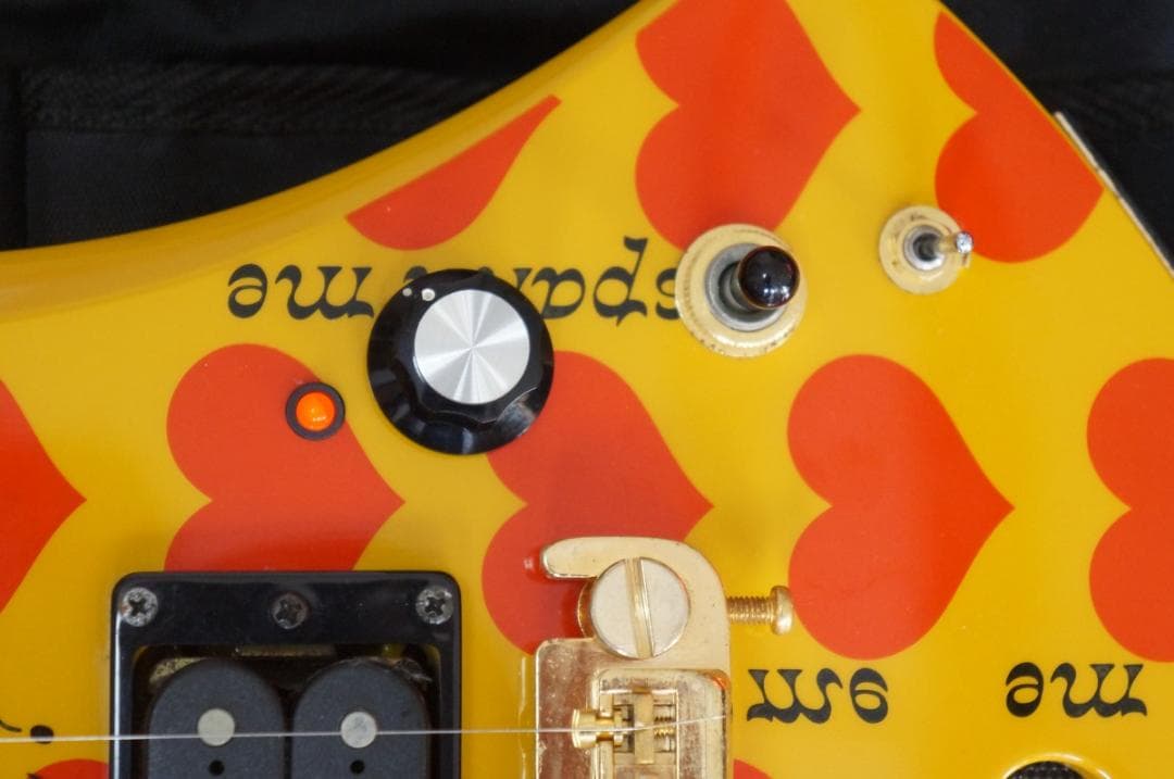 hide イエローハート Jr YH-JR Burny アンプ内蔵 ミニギター