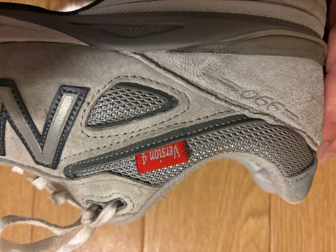 New Balance 990v4 グレー スニーカー　赤タグ