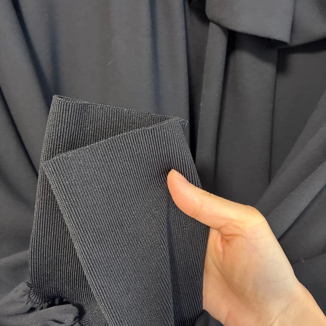 [ENFOLDエンフォルド］WAVE COLLAR PULLOVER 黒