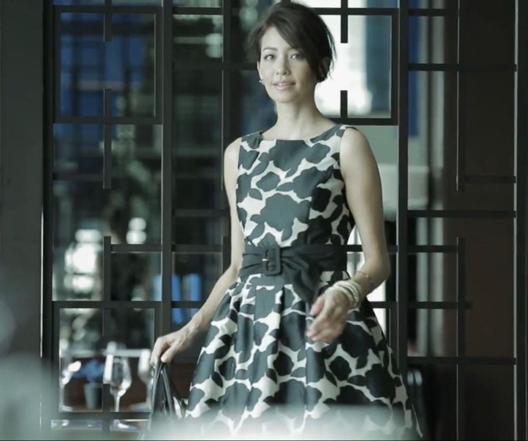 エムズグレイシー⭐︎カタログ掲載タグ付き未使用⭐︎ワンピース36