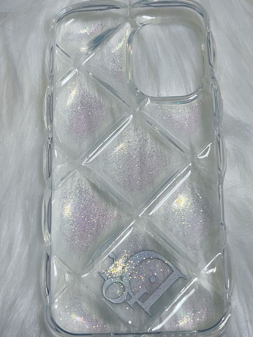 Dior クリアラメ入り キルティング iPhone16ケース