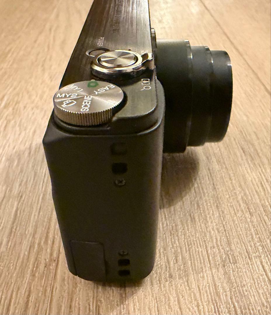 リコーR10 コンパクトデジカメ（おまけつき）