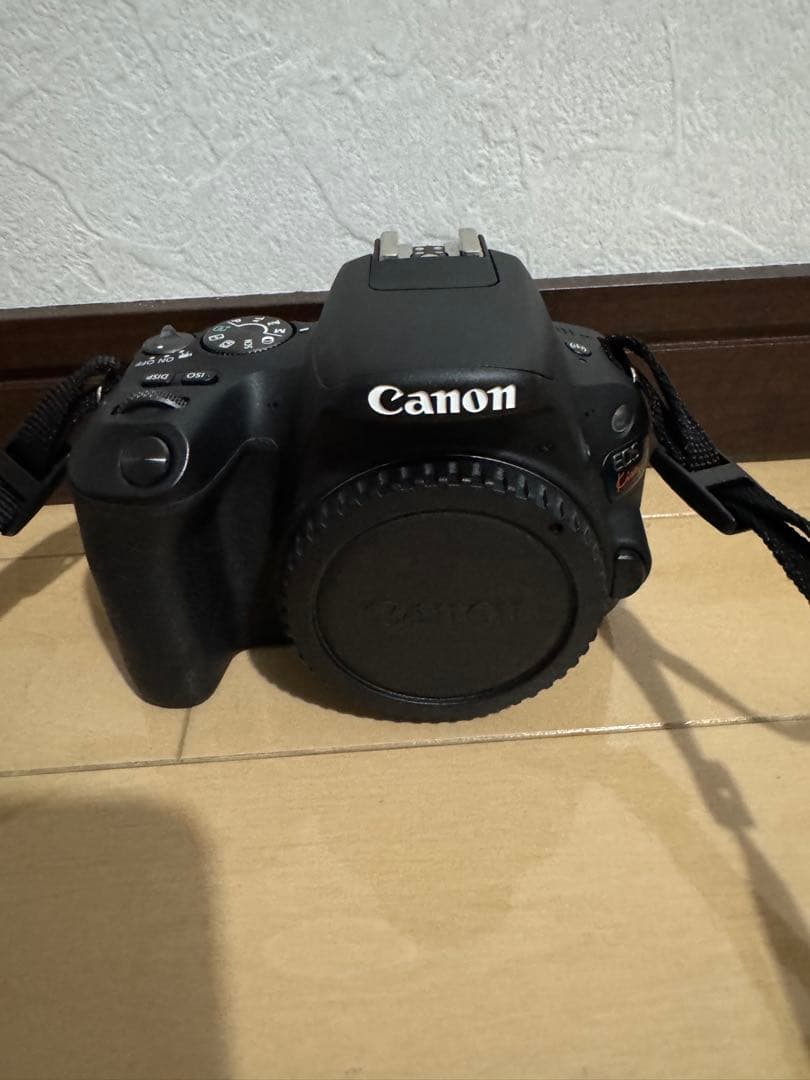 Canon eos kiss x9 標準レンズ、望遠レンズセット