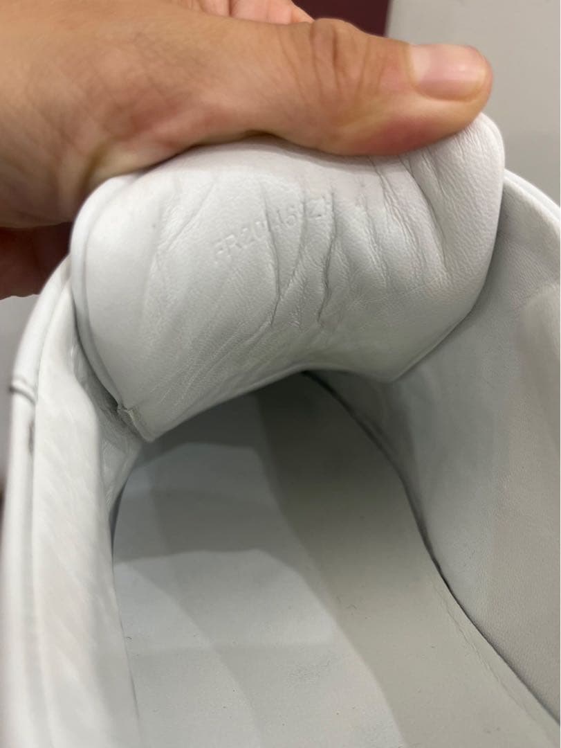 【招き猫】HERMES スニーカー レザー FR201459ZH 40