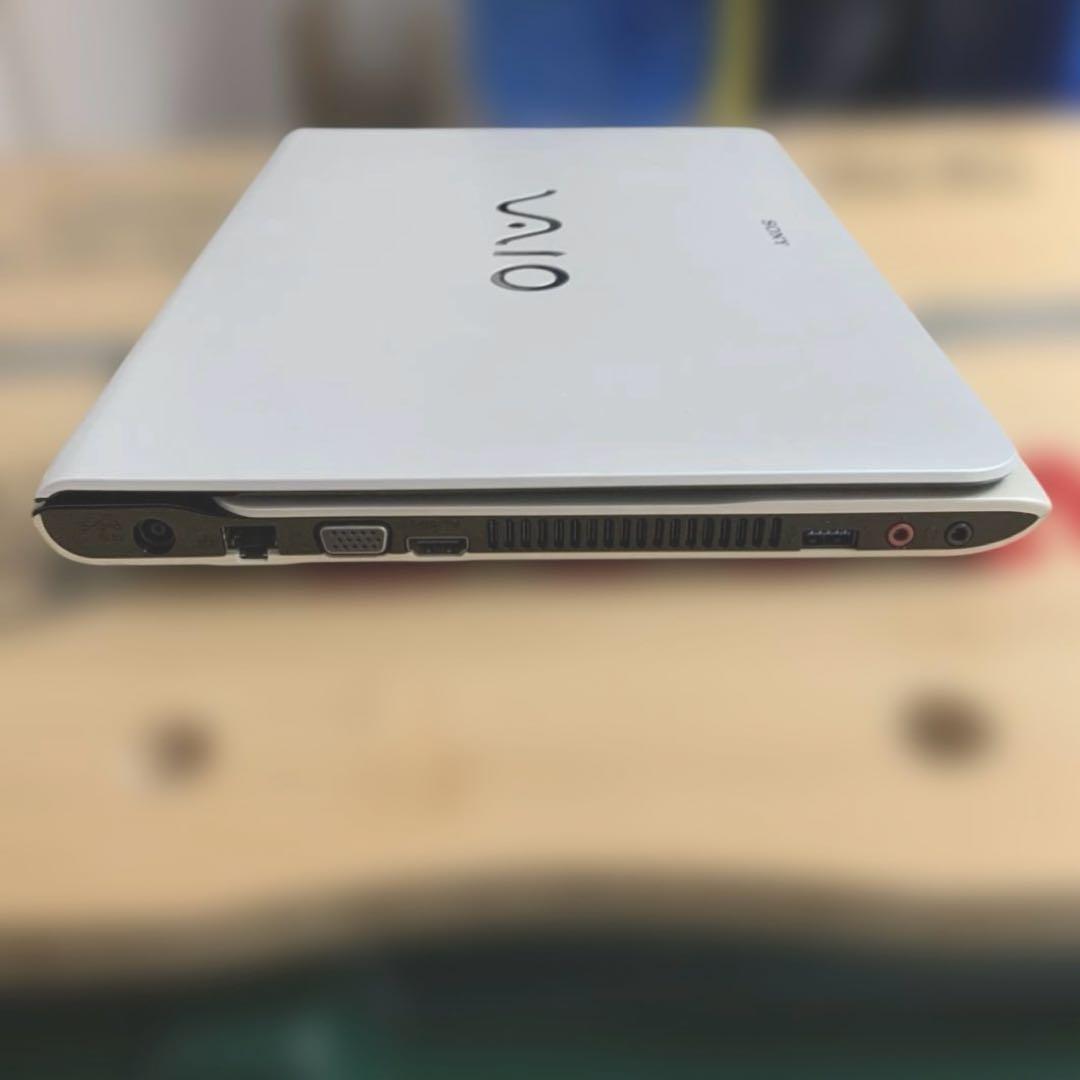 SONY VAIO Eシリーズ SVE1411AJ 14インチノートパソコン