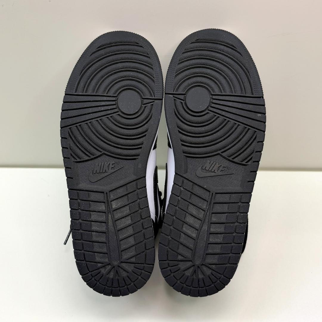 【美品】エアジョーダン1 ミッド \"パンダ\" \"ブラック/ホワイト\" 27cm