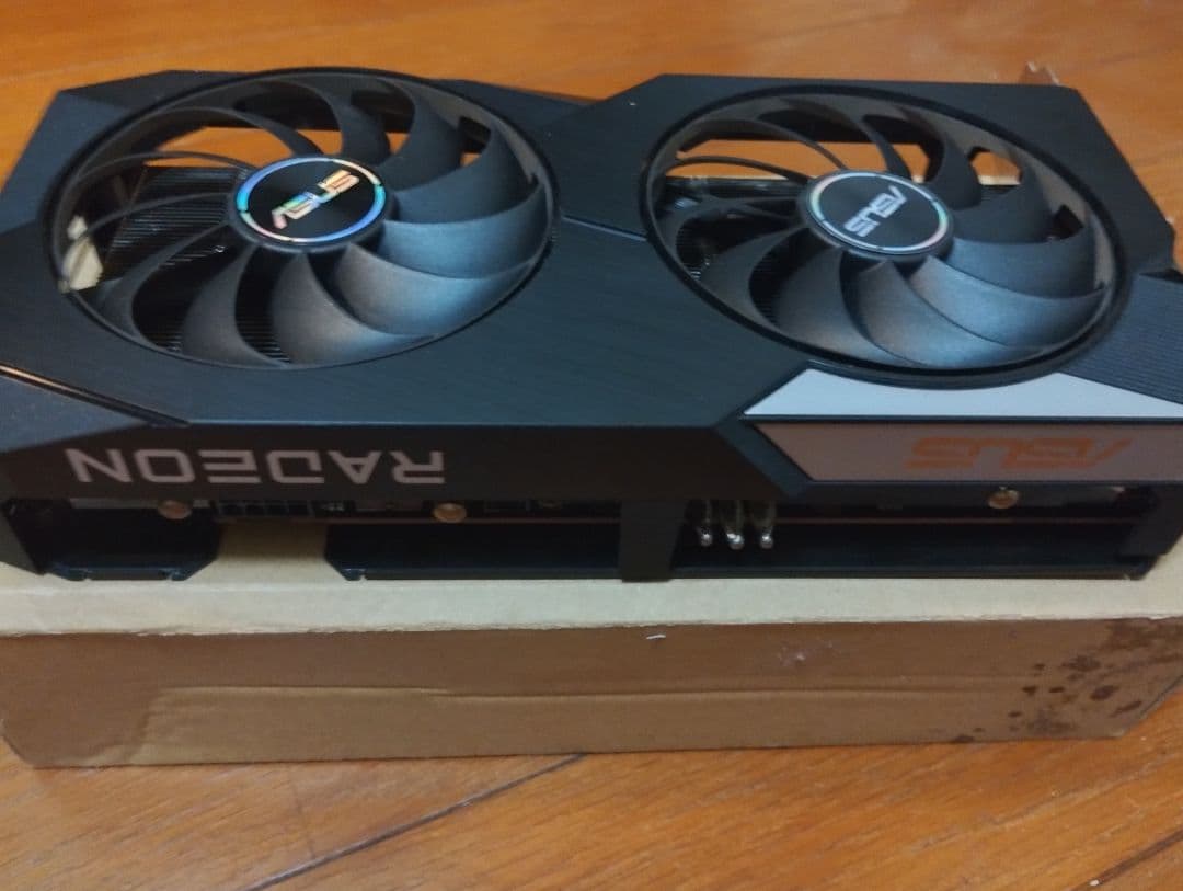 ASUS Radeon RX 6600 XT 8GB グラフィックボード