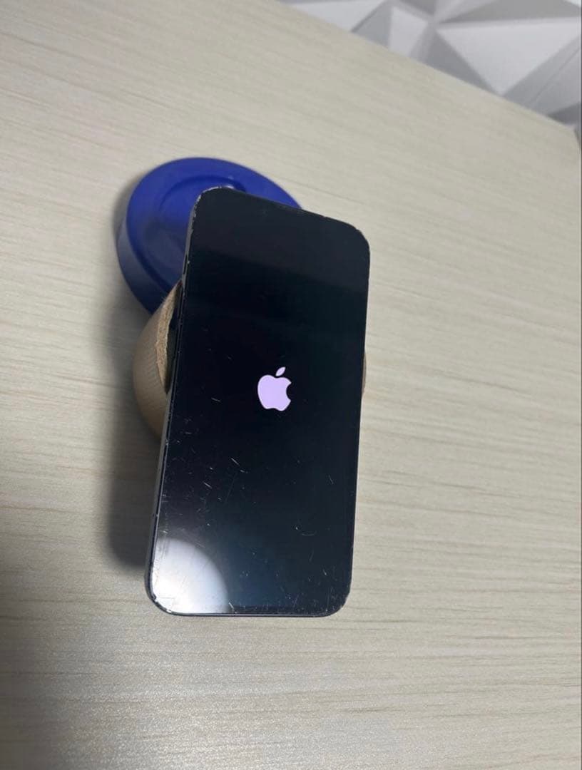 iPhone16e本体　完全に初期化済み