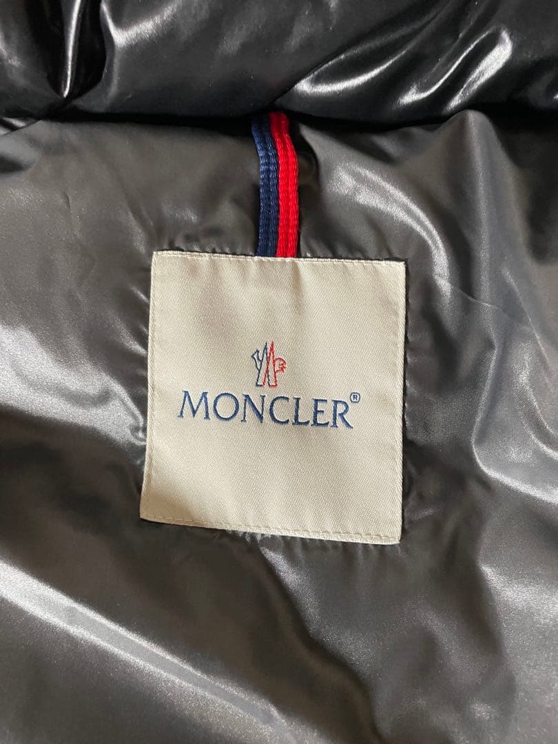 モンクレール Moncler　ダウン　MAYA マヤ　Black ブラック