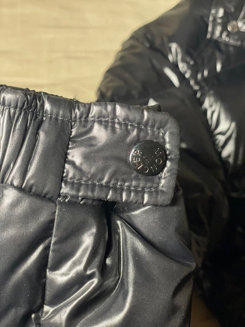 モンクレール Moncler　ダウン　MAYA マヤ　Black ブラック