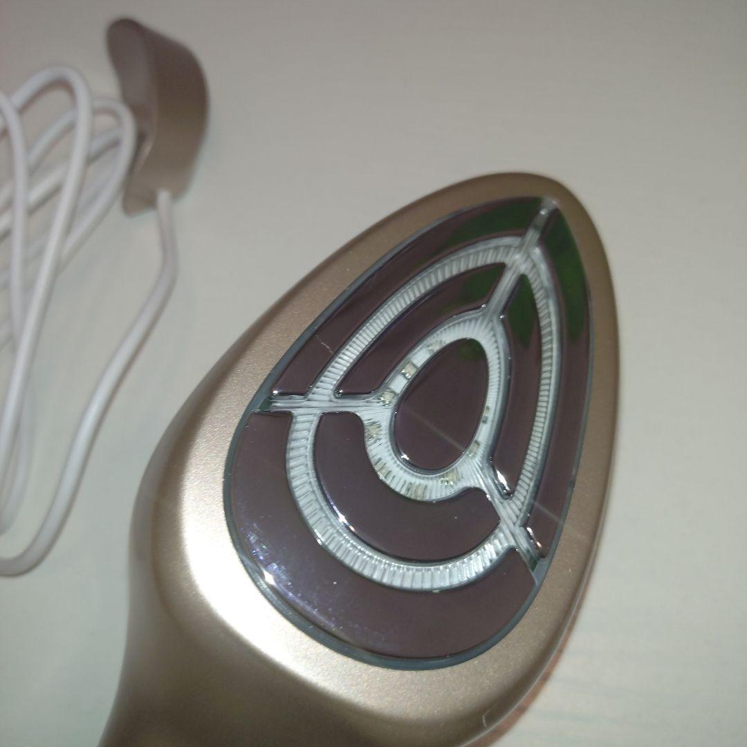 IKKOプロデュース MEラボンエクラ 美顔器